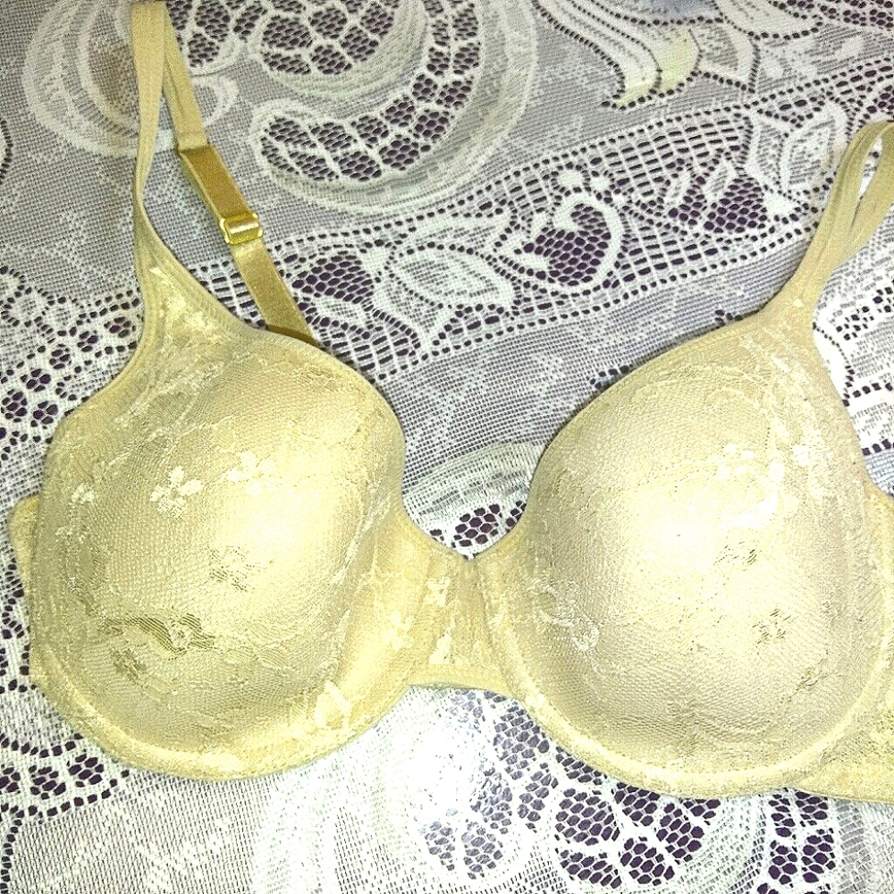 DONNA KARAN INTIMATES Elegant Cream Lace Underwire Bra 36C